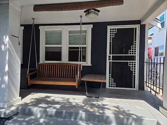 4th image of 1020 Gaviota Ave