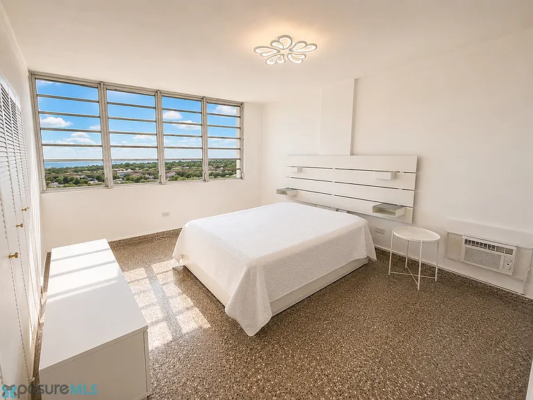5 Condo Solimar Cerro #D — Photo 2