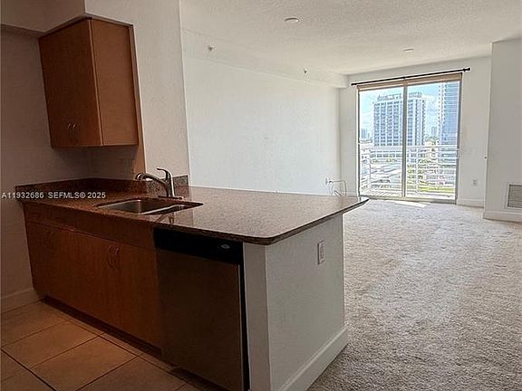 5th image of 1830 Radius Dr APT 915