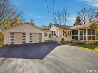 142 Gifford Lane, Bozrah, CT 06334