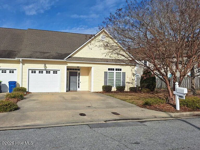 3016 Edward Ct #B