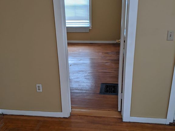 3rd image of 35 North St Floor 1