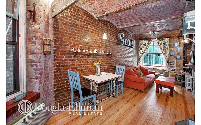 Sold by Douglas Elliman | media 14