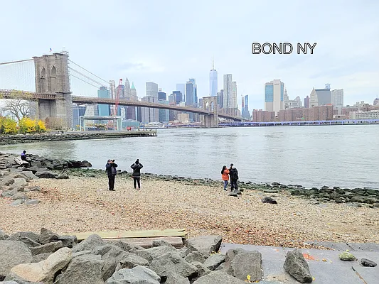 Rented by Bond New York | media 5