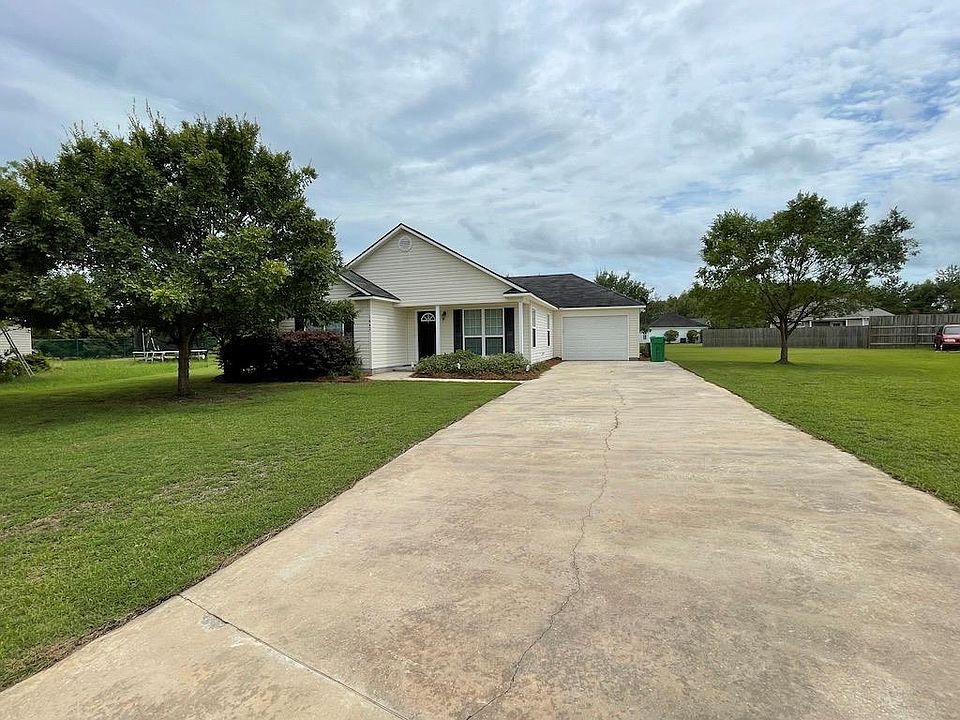1st image of 1442 Hesperia Cir