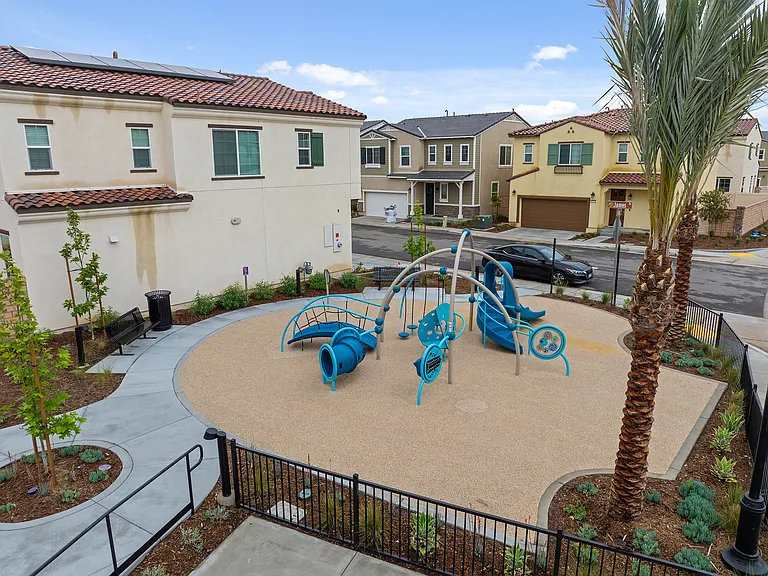 26871 James Dr — Photo 24