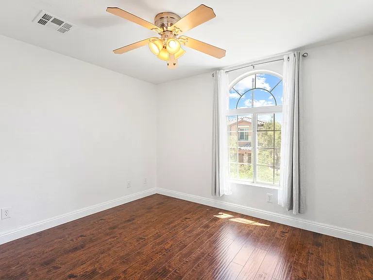 7970 Pomona Valley Ct — Photo 27