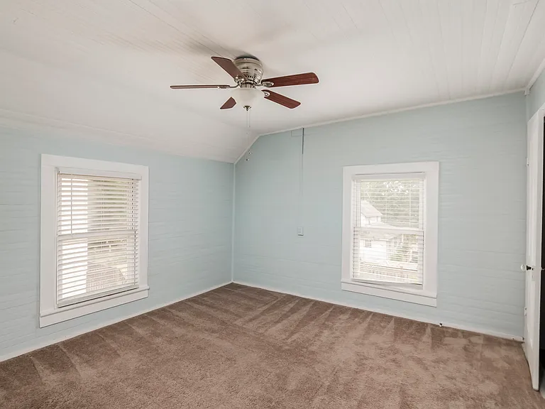 319 Oliver St — Photo 29