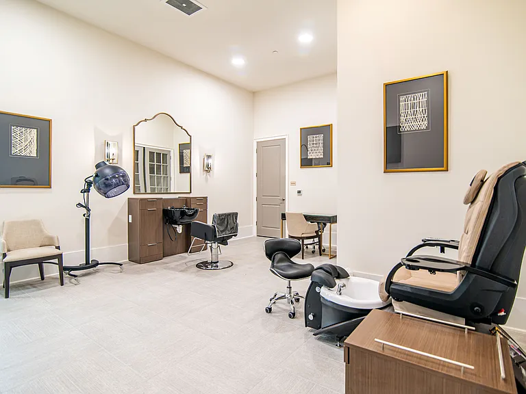 Salon