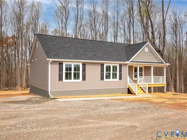 704 Columbia Rd, Columbia, VA 23038