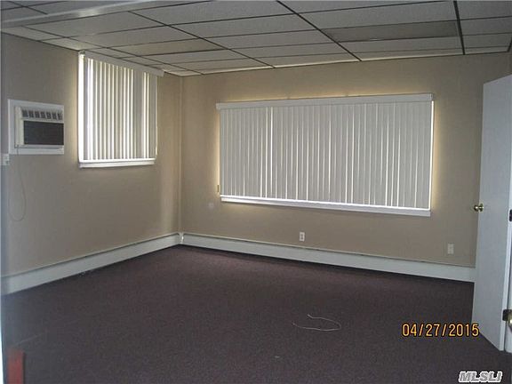 5th image of 919 N Broadway