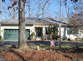 317 Fairway Dr, Locust Grove, VA 22508