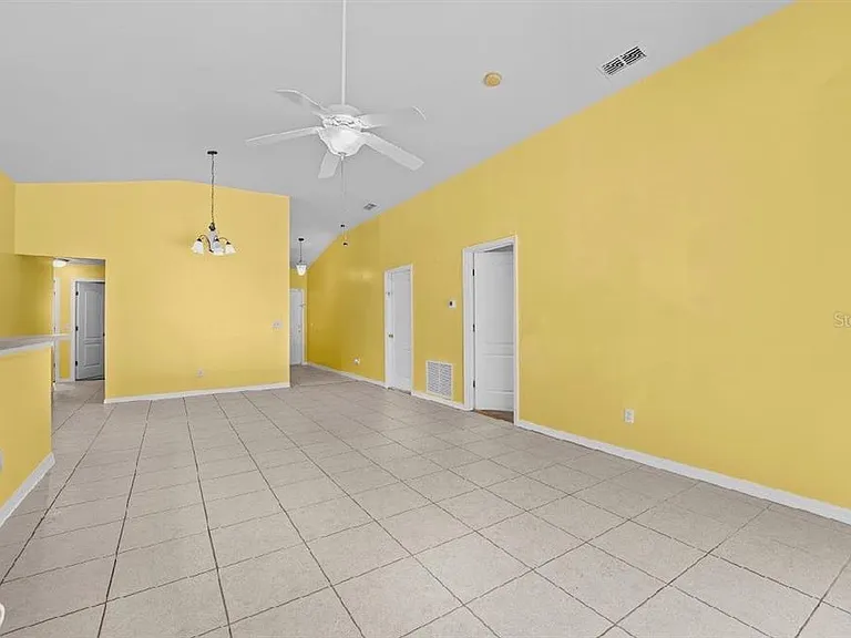 131 Sandy Ridge Dr — Photo 8