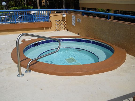 4th image of 15405 Miami Lakeway N APT 301