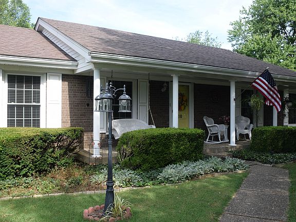 2nd image of 310 Bromwick Ct