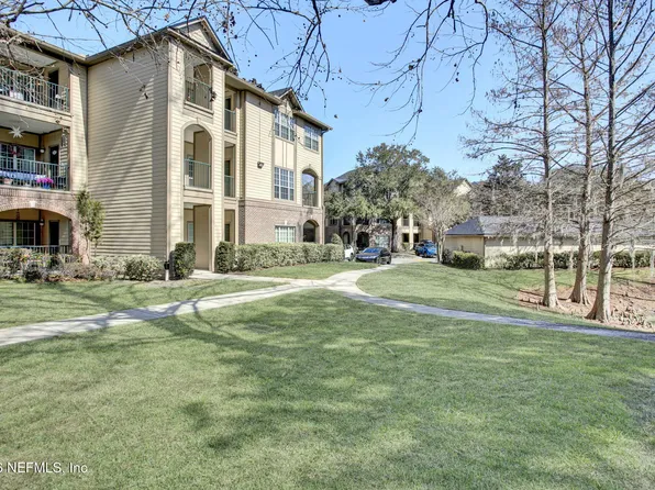 7800 POINT MEADOWS Drive #631, Jacksonville, FL 32256