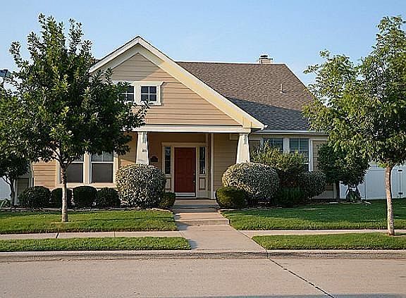 5th image of 10033 Pinecrest Dr