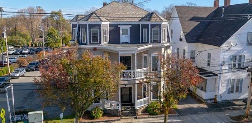 1st image of 44 South St