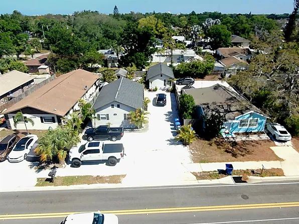 522 Rosery Rd NW, Largo, FL 33770