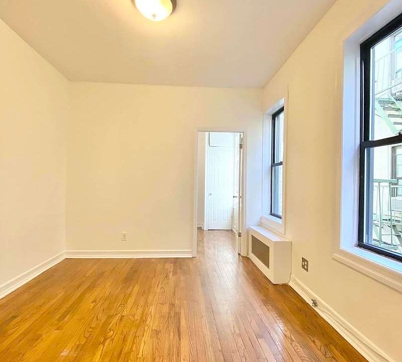 1st image of 326 E 78th St #26A