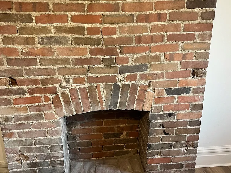 Fireplace (nonworking)