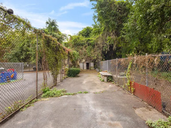 246 Clerk Street image 24 of 27