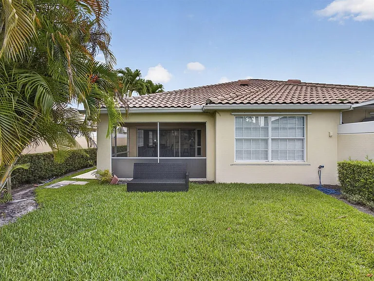 8154 Montserrat Pl — Photo 46