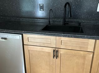 711 15th Ave NW APT B, Largo, FL 33770