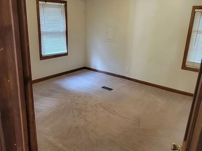 530 Caroline St — Photo 8