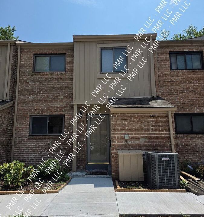 1st image of 106 Sycamore Ct #1