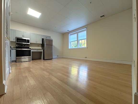 2nd image of 3 North St #B-207