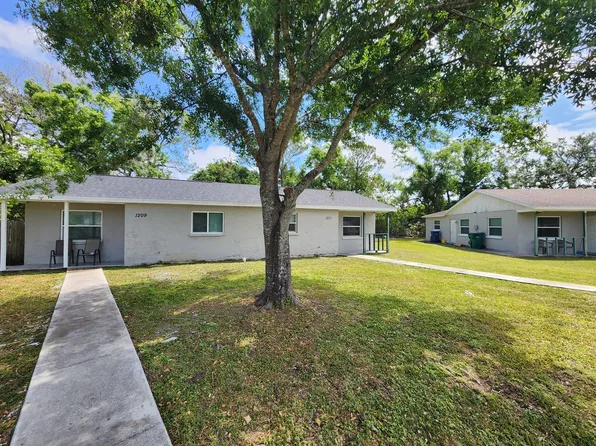 1209 62nd Ave E, Bradenton, FL 34203