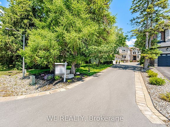 2nd image of 1829 Appleview Rd