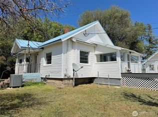 39500 State Route 21 N, Wilbur, WA 99185