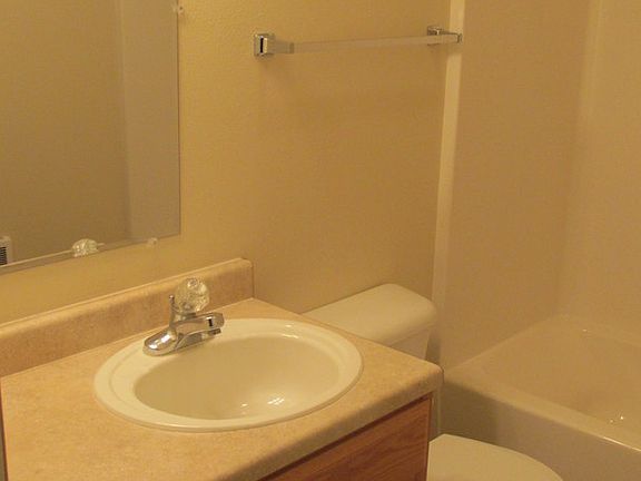 2nd image of 1831 Wetmore Ave APT 103