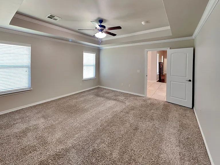 725 Dusty Trl — Photo 12