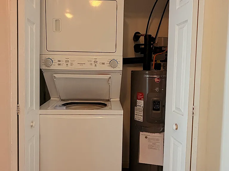 56 Edgeworth St #12 — Photo 9