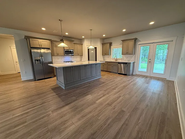 1619 Ponderosa Dr — Photo 5