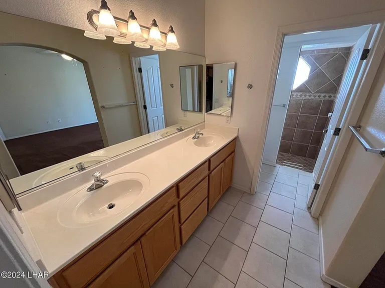 3258 Kiowa Blvd S — Photo 7