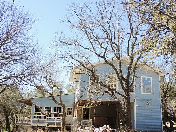 3rd image of 550 Chaparral Dr