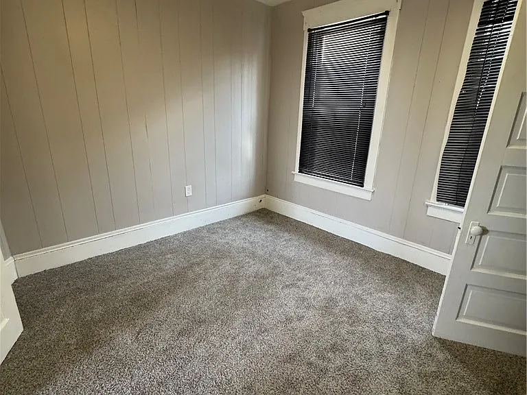 9316 Raymond Ave — Photo 7