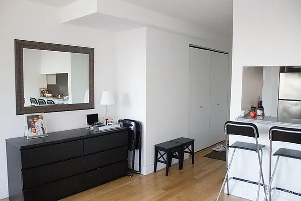 Rented by City Connections Realty | media 8