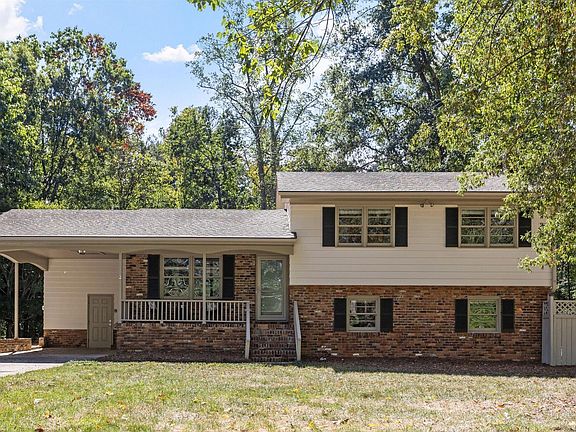 2nd image of 8208 Hillside Dr