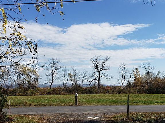 3rd image of 7518 Rock River Rd