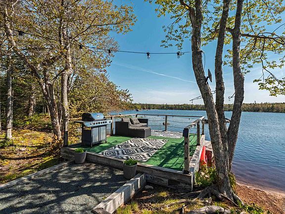 5th image of 197 Peters Lake Rd