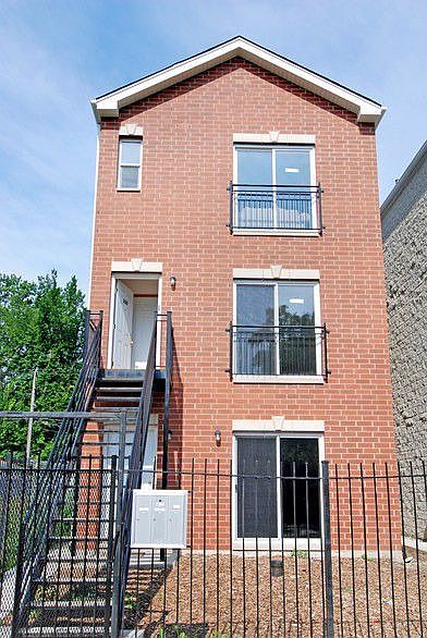 1st image of 1440 S Kedvale Ave #2