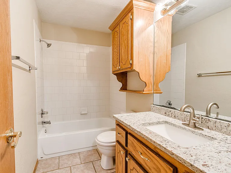 613 Katelyn Ln — Photo 13