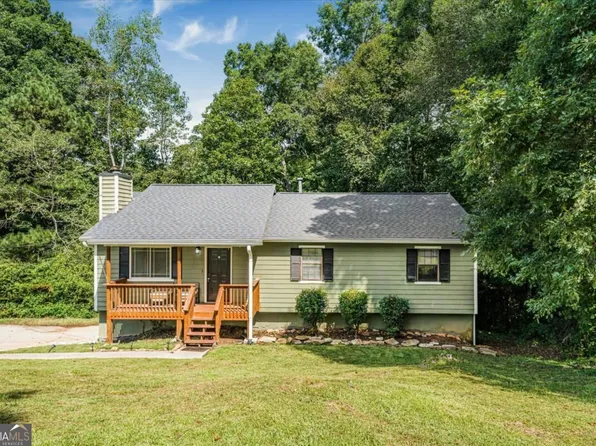 2271 Chestnut Pl, Lithia Springs, GA 30122