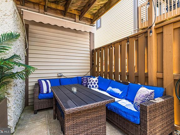 4th image of 105 120th St Unit 137B