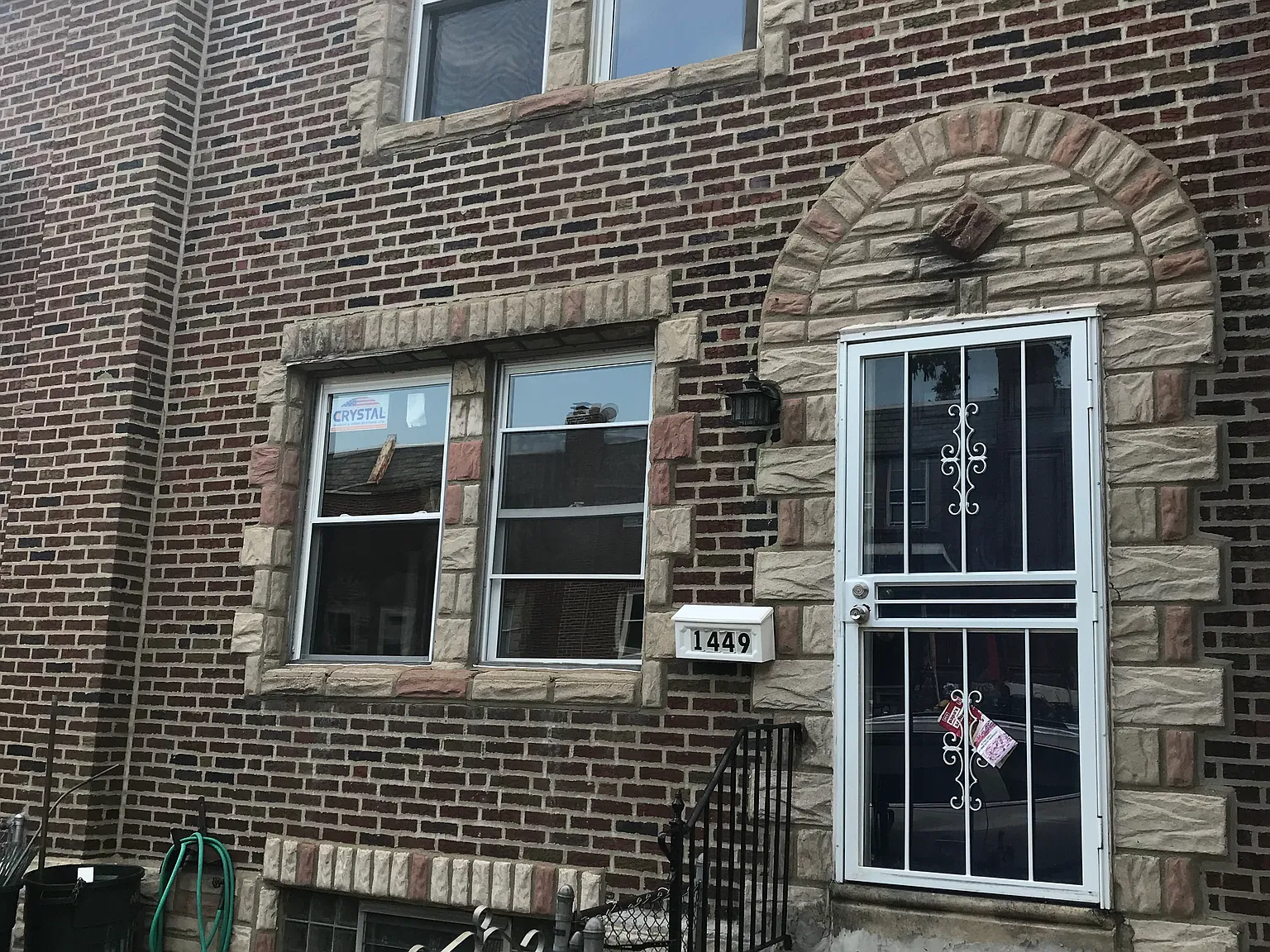 3 bed, 1126 sqft, $2,400 — Photo 2